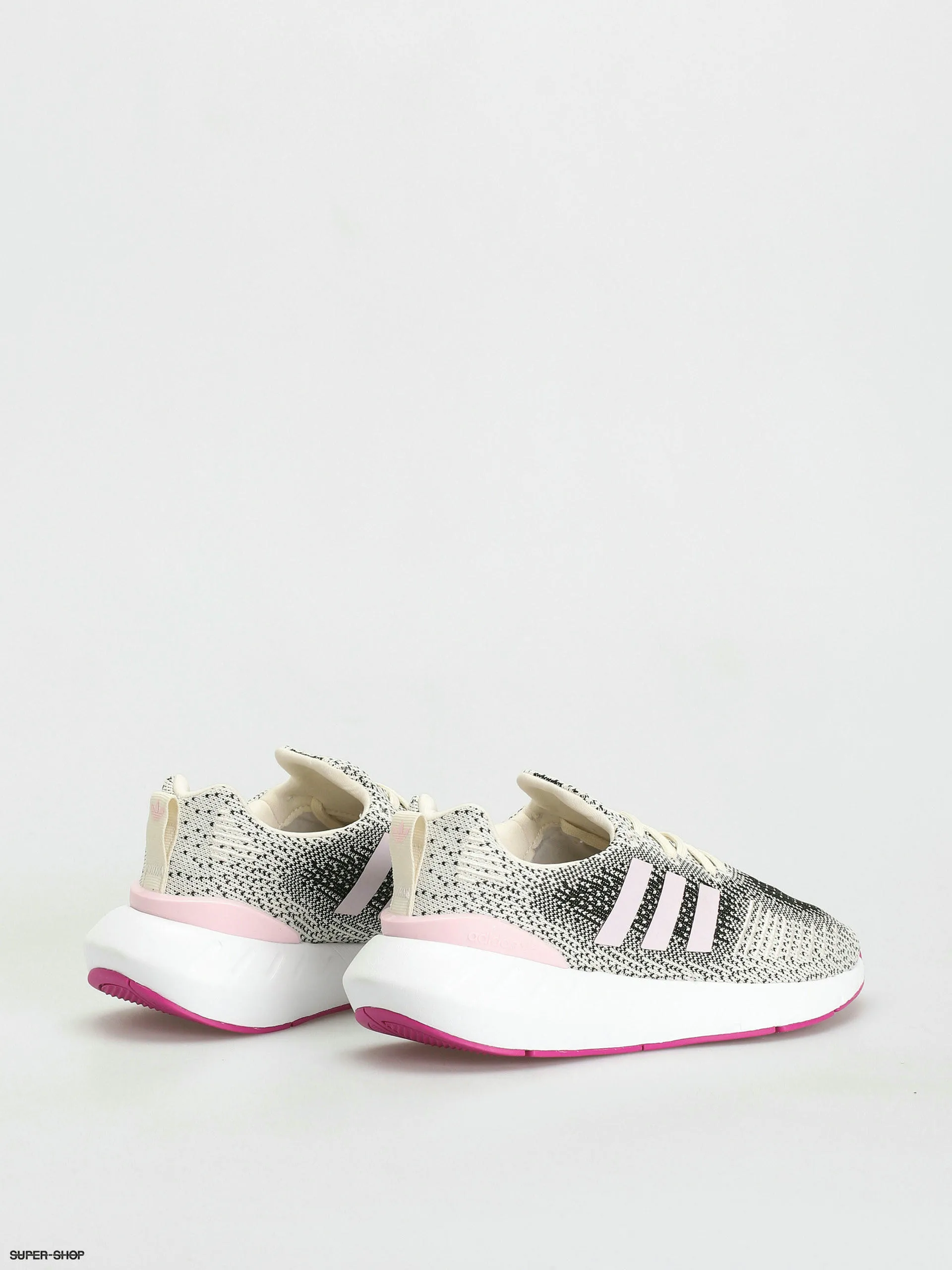 adidas Originals Swift Run 22 W Shoes Wmn (cwhite/clpink/vivpnk)