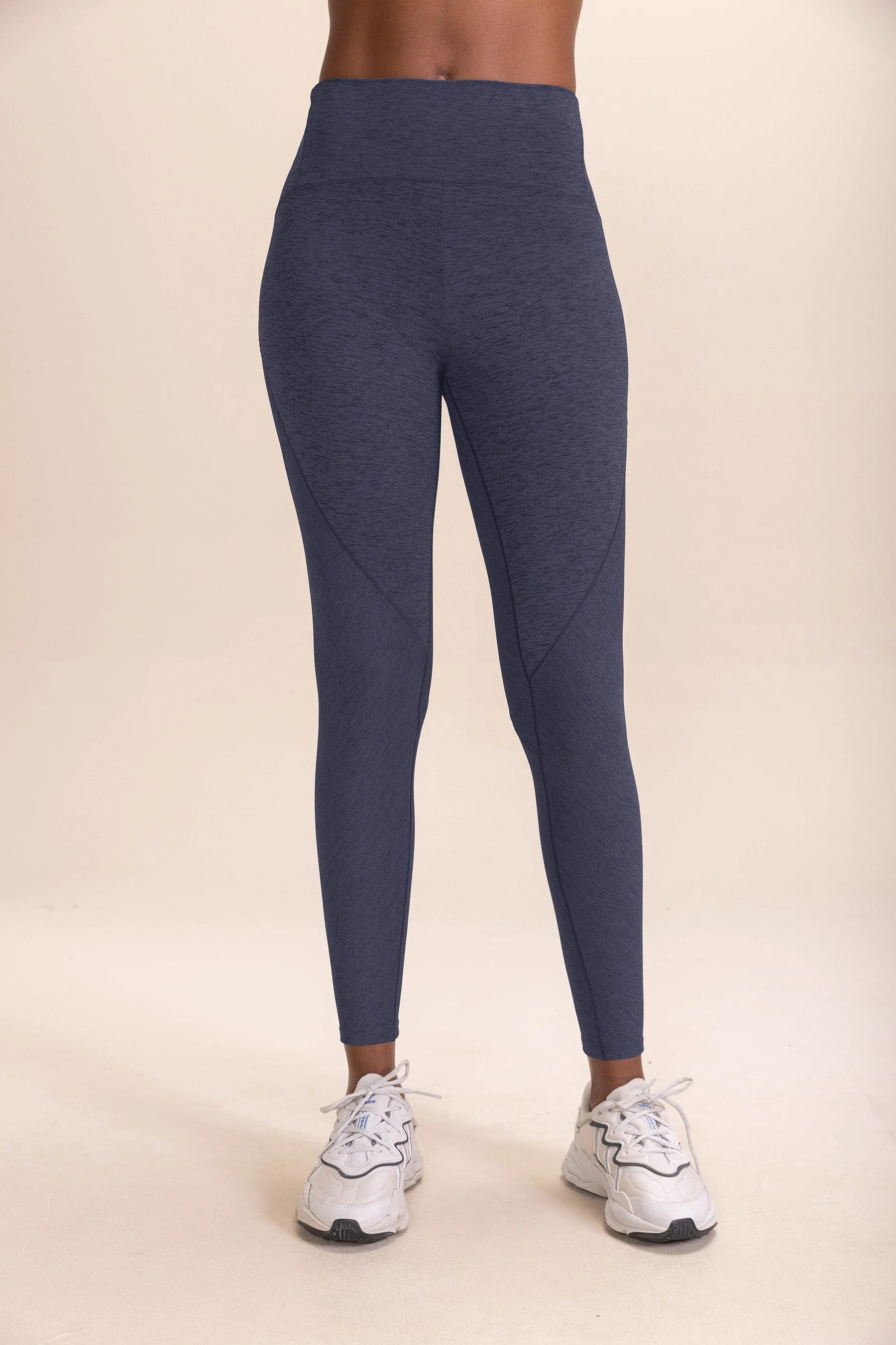 Groove Line Leggings