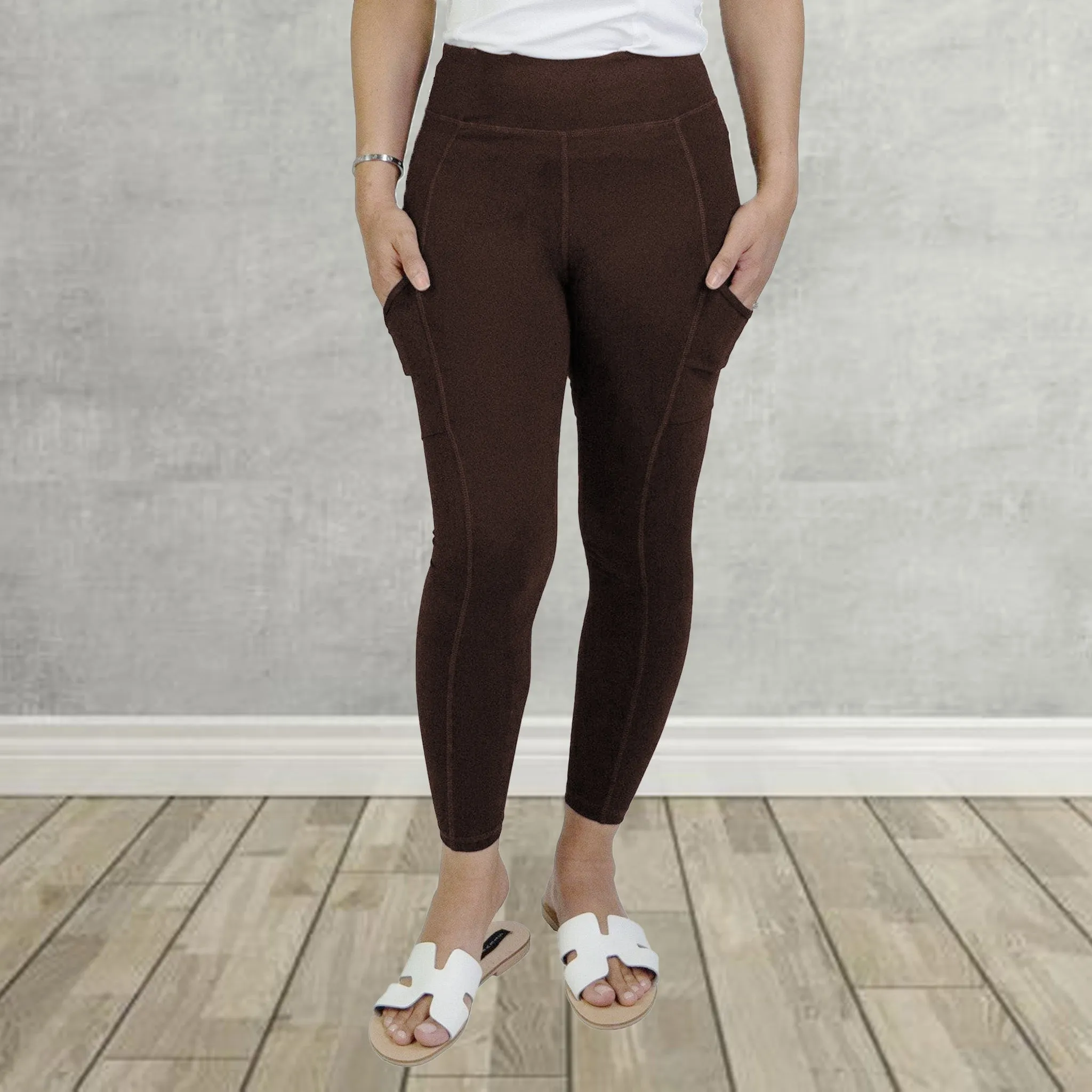 High-Waisted Solid Color Leggings with Phone-Sized Pockets - Comfort Fit with Yoga Waistband