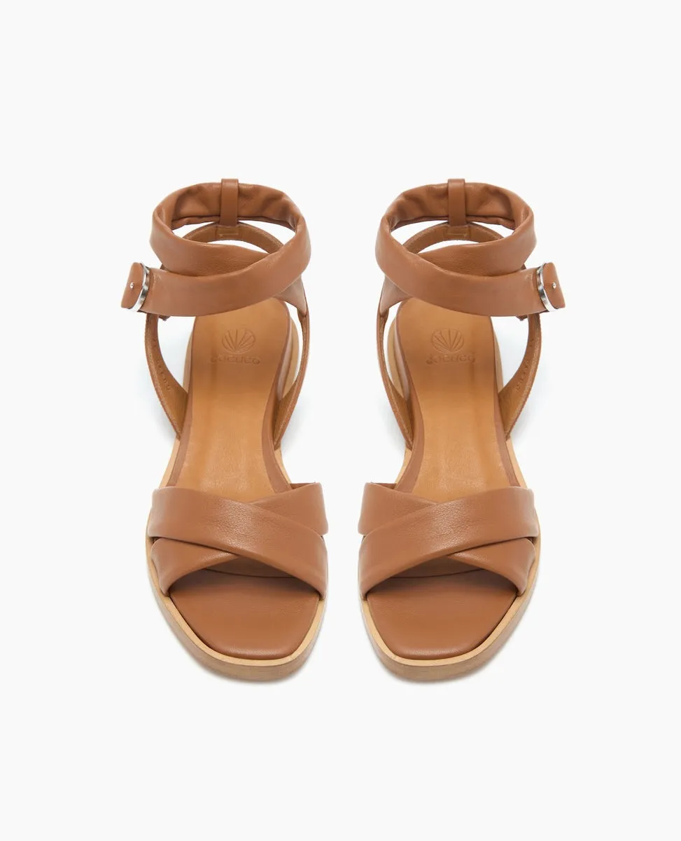 Katriane Sandal