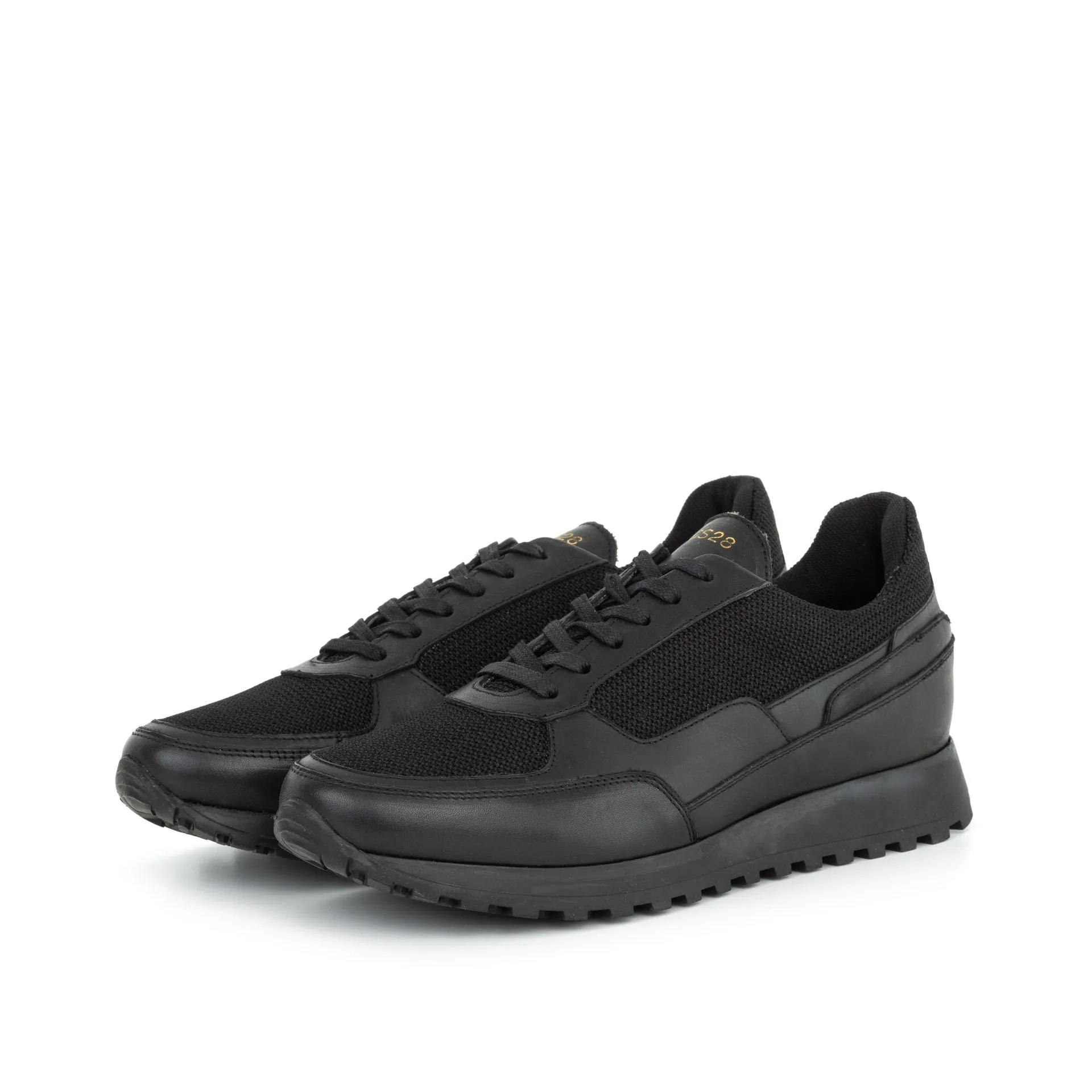 Men's Matrix Black Trainer