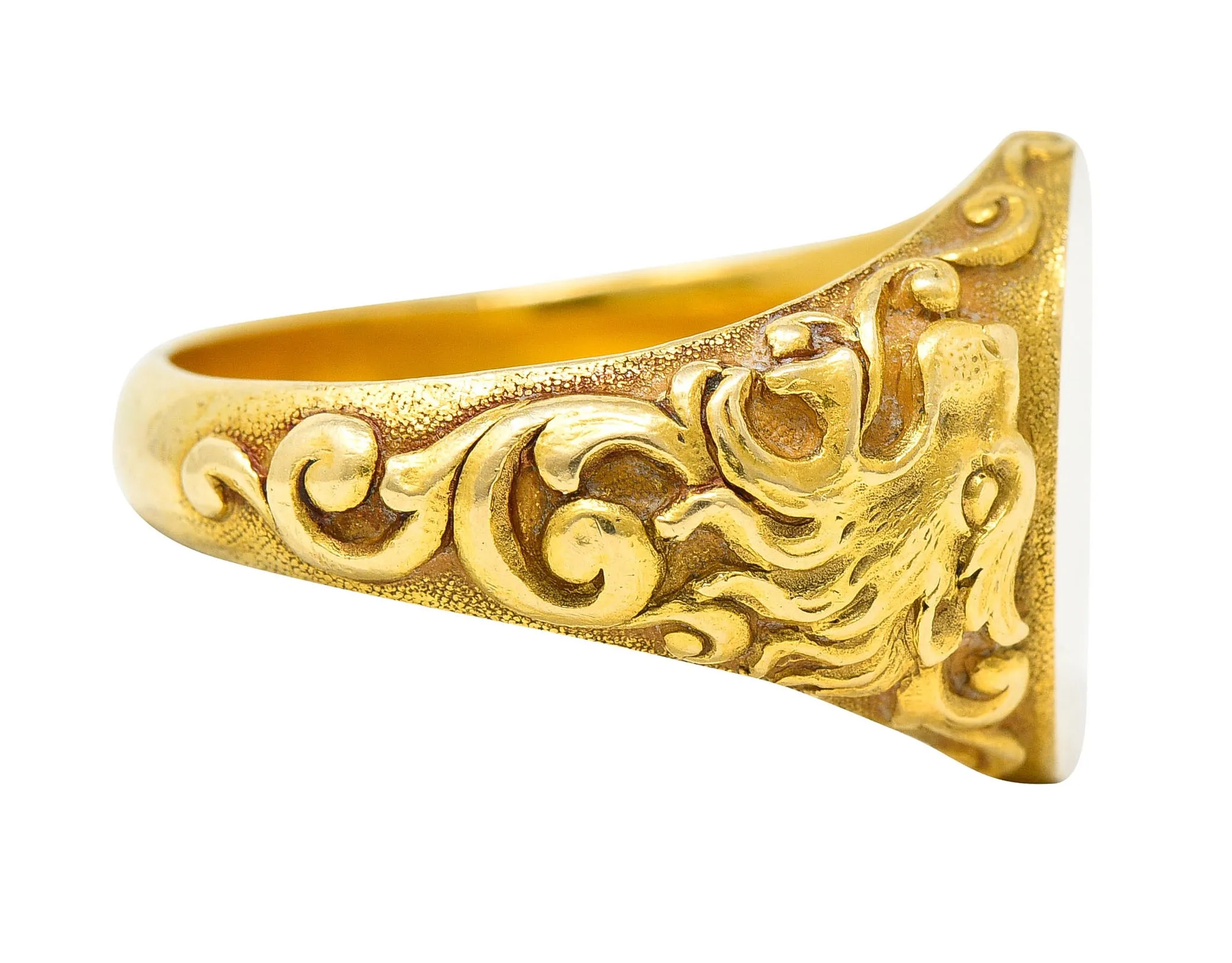 Tiffany & Co. Art Nouveau 18 Karat Gold Unisex Lion Signet Ring