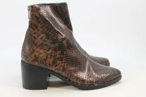 Treasure & Bond Farrah Women's Brown Snake Boots 7.5M(ZAP14332)