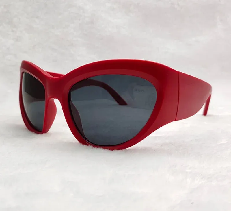 Women's Luxury Sport Punk Style Wrap-Around UV400 Eyewear Sunglasses